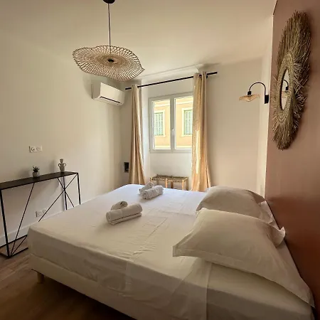 Magnifique T3 Equipe Et Climatise Centre Ajaccio Ideal 4 Personnes