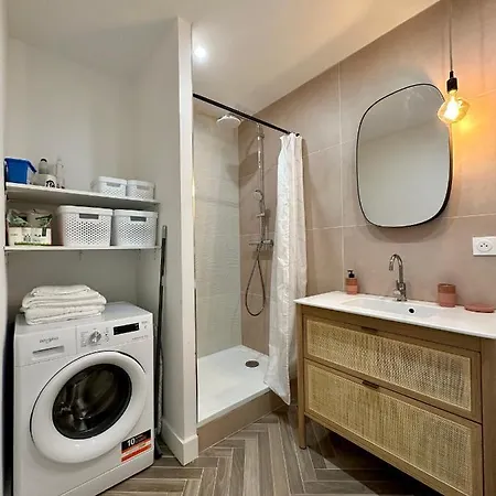 Magnifique T3 Equipe Et Climatise Centre Ajaccio Ideal 4 Personnes Apartment